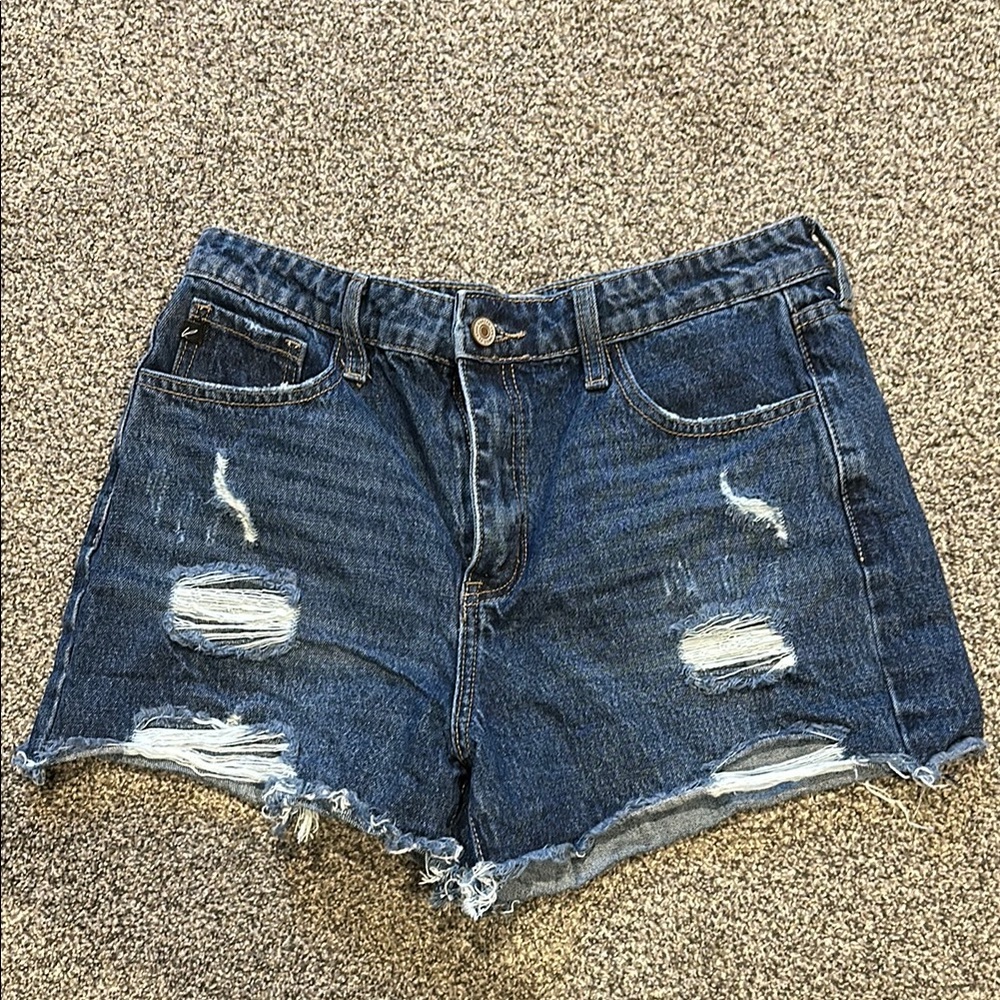 KanCan Los Angeles size 9 28 Denim Distressed Women's Shorts